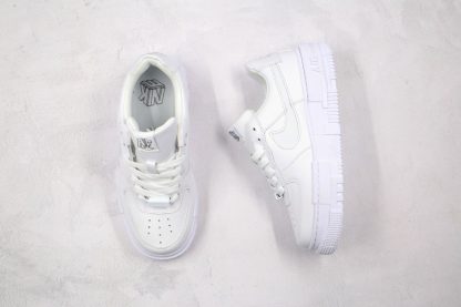 Air Force 1 Low Pixel Triple White upper