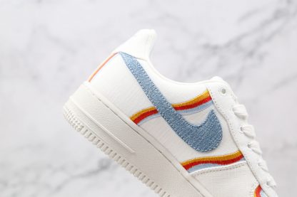 Air Force 1 Low With Heart Love lateral side