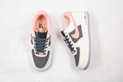 Nike Air Force 1 AF1 Beige Rust Pink front