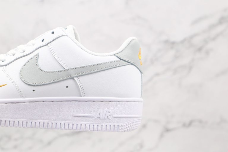 nike air force mini swooshes