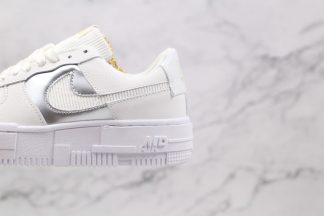 af1 pixel summit white chain