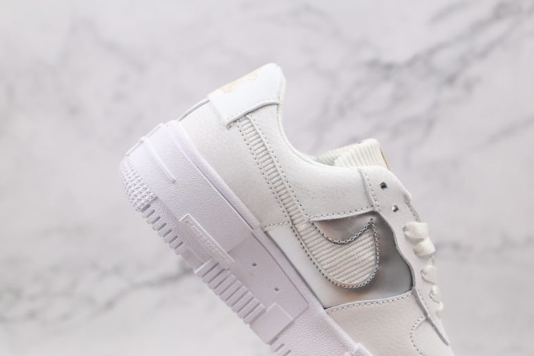 af1 pixel summit white chain