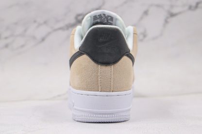 Nike Air Force one AF1 Desert Sand heel