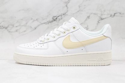 Nike Sportswear AF1 Low Summit White Solar Flare