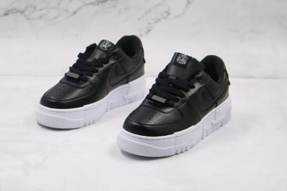 Nike Wmns Air Force 1 Pixel Black overall