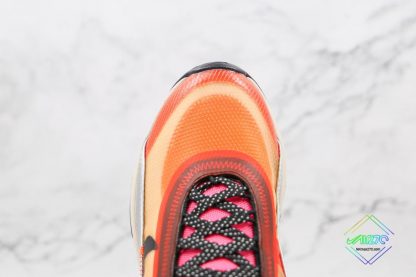 Air Max 2090 SE 3M Pack toebox orange