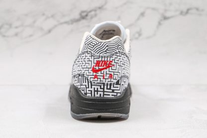 Nike Air Max 1 Tokyo Maze heel