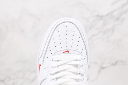 Air Force 1 White University Red Midnight Navy vamp