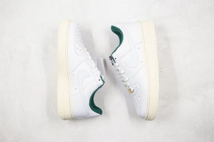 Nike Air Force 1 White Army Green panling