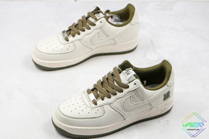Nike Air Force 1 Low Undefeated White Green overall