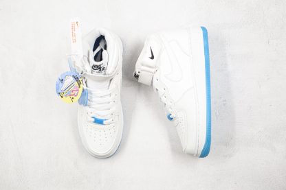 Air Force 1 Mid Nike White UV Reactive tongue