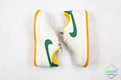 Nike Air Force 1 Low Beige Army Green Gum panling