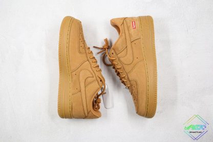 Nike Air Force 1 Low Supreme Flax Wheat panling