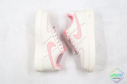 WMNS Nike Air Force 1 Beige Pink tongue