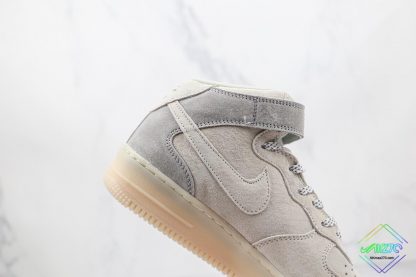 AF1 Mid Gray Reigning Champ lateral side