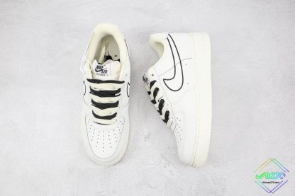 Air Force 1 Nike White and Black front look