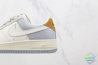 Air Force 1 Nike swoosh panilng