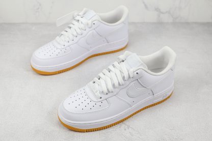 DJ2739 100 Air Force 1 Low White Gum overall