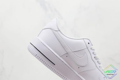 Nike Air Force 1 Low Tangled White lateral side