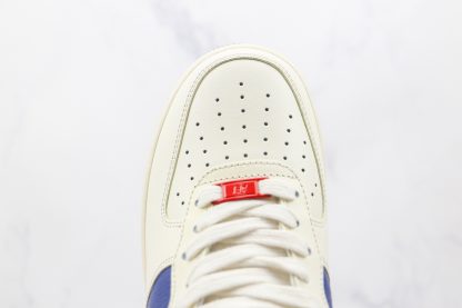 Nike Air Force One 1 White Blue Red vamp