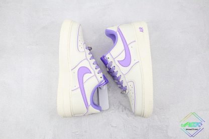 Wmns Nike Air Force 1 White Lavendel swoosh