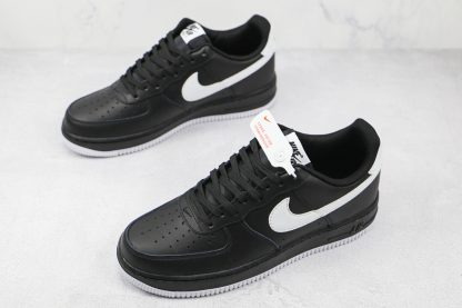 Air Force 1 07 Black and White sneaker