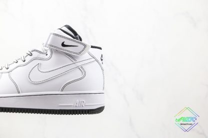 Air Force 1 '07 Mid Contrast Stitch sneaker