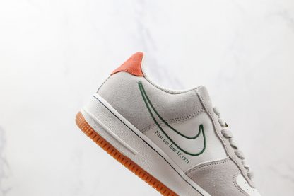 Air Force 1 First Use Sail Royal DA8302-100 green outline