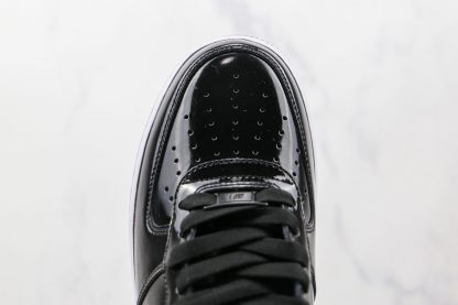 Air Force 1 07 SE Premium Black Silver vamp