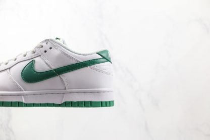Dunk Low White Green Noise panling