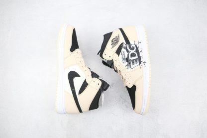 Jordan 1 Mid EDG Barely Orange Light Violet sneaker