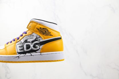 Jordan 1 Mid EDG Lakers DIY close look