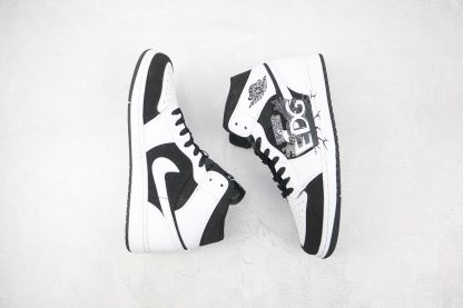 Jordan 1 Mid EDG White Black basketball shoes