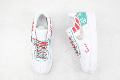 Nike Air Force 1 White Christmas 2021 White tongue