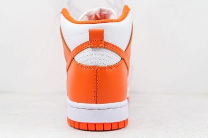 NK Dunk High Syracuse Orange Blaze heel