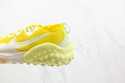 NK Zoom Wildhorse 7 Yellow Strike sneaker