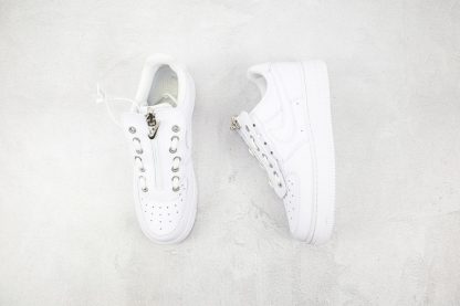 White Air Force 1 Low White tongue
