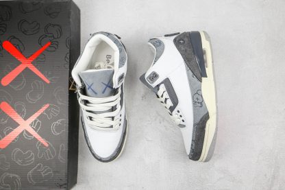 Air Jordan 3 x KAWS Brown Customs tongue