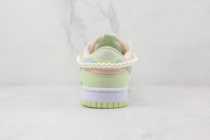 Nike SB Zoom Dunk Low Pro Mint Green Pearl back heel