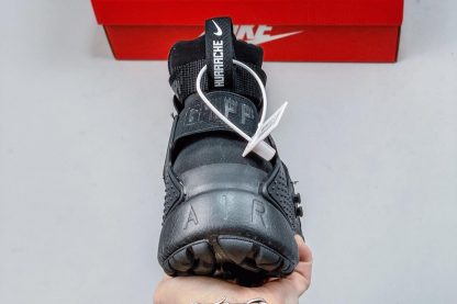 Nike Air Huarache Gripp Charcoal Black heel