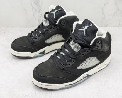 Air Jordan 5 Retro Moonlight (1)